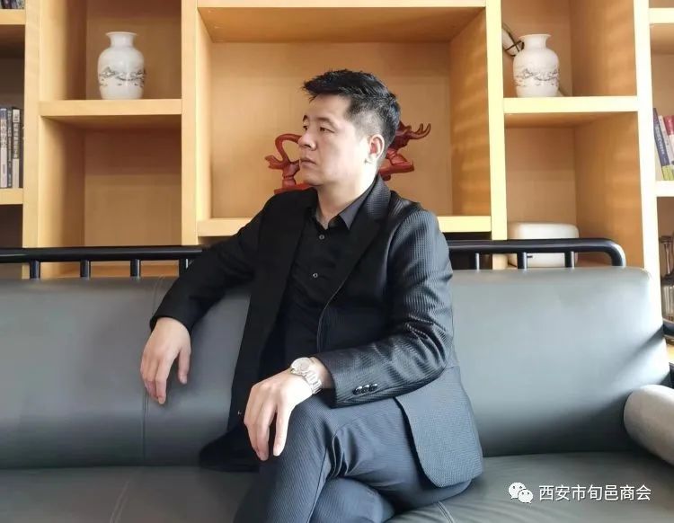 简篇-商会动态| 商会5月份会长办公会在常务会长单位华财集团召开